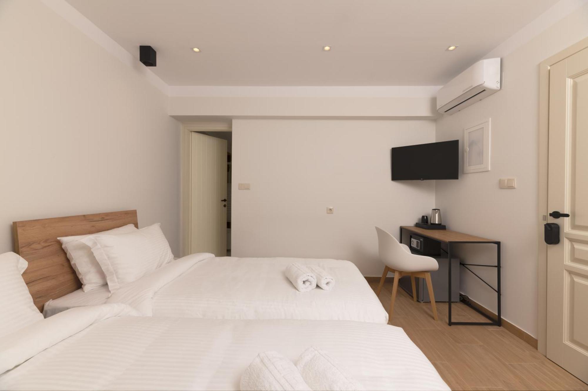 Giustiniani Apartments Chios Town Exterior photo